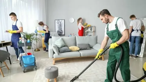 RESIDENTIAl ClEANING SERVICE
