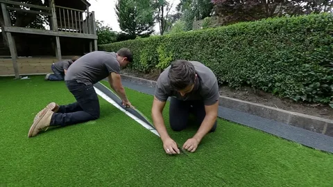 ARTIFICIAl GRASS INSTAllATION